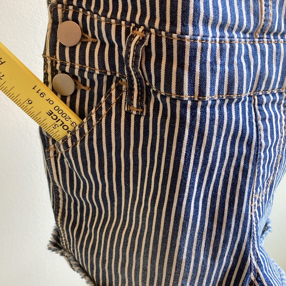 No boundaries short bib overalls relaxed fit XS - Picture 11 of 13